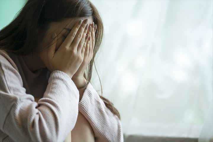 情緒不安定な女性